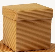 Kocka od rebrastog natur kartona (8x8) namenjena kozmetičkim proizvodima